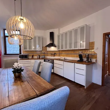 Unterm Schloss Apartman